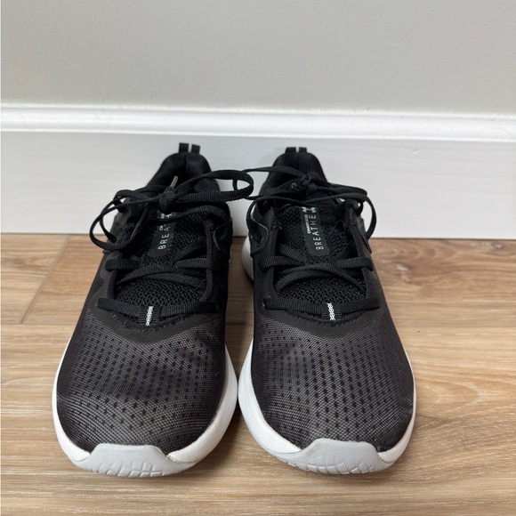 NEW Under Armour Black and White Sneakers - Picture 2 of 3